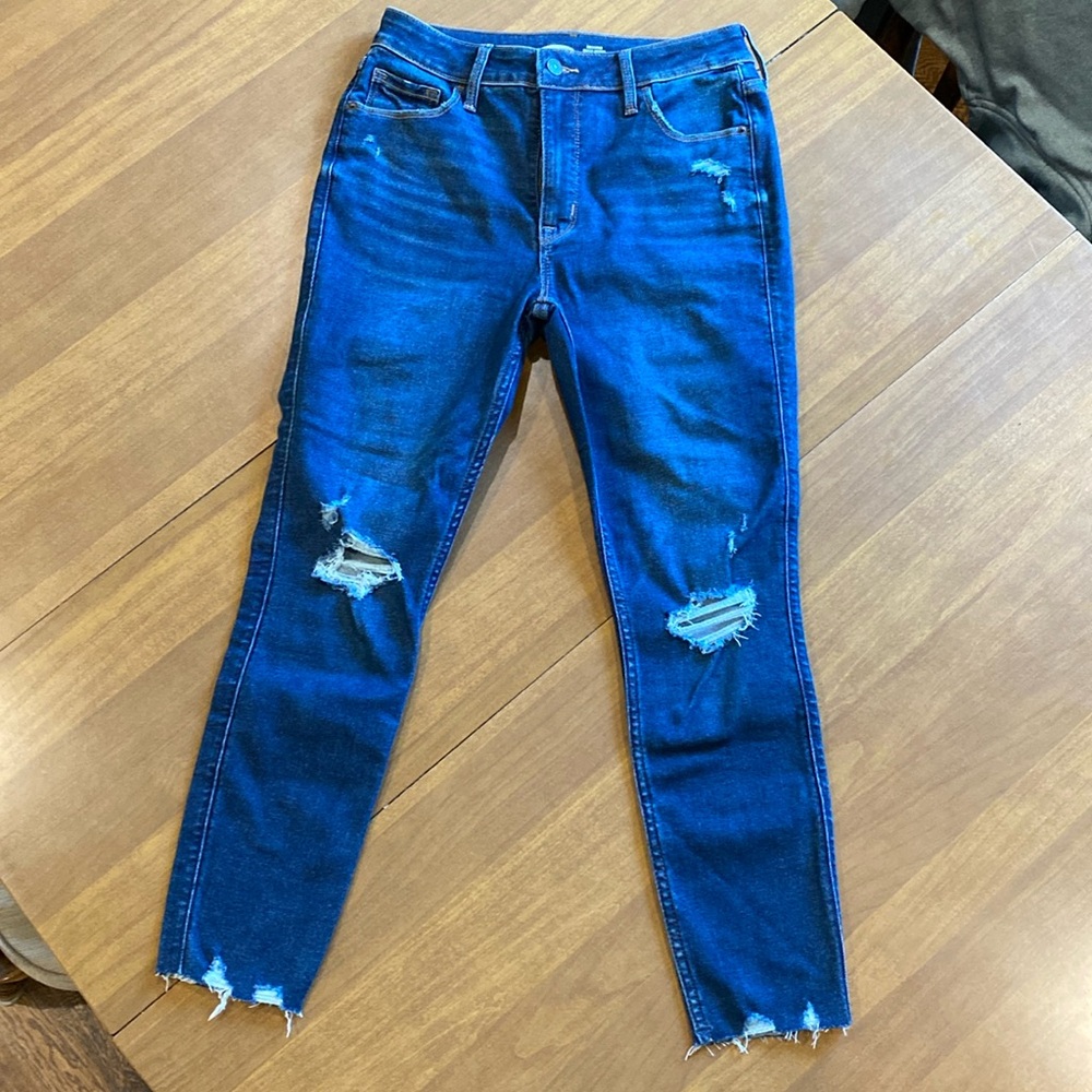 Old Navy Rockstar Super Skinny Jeans. 6 Petite